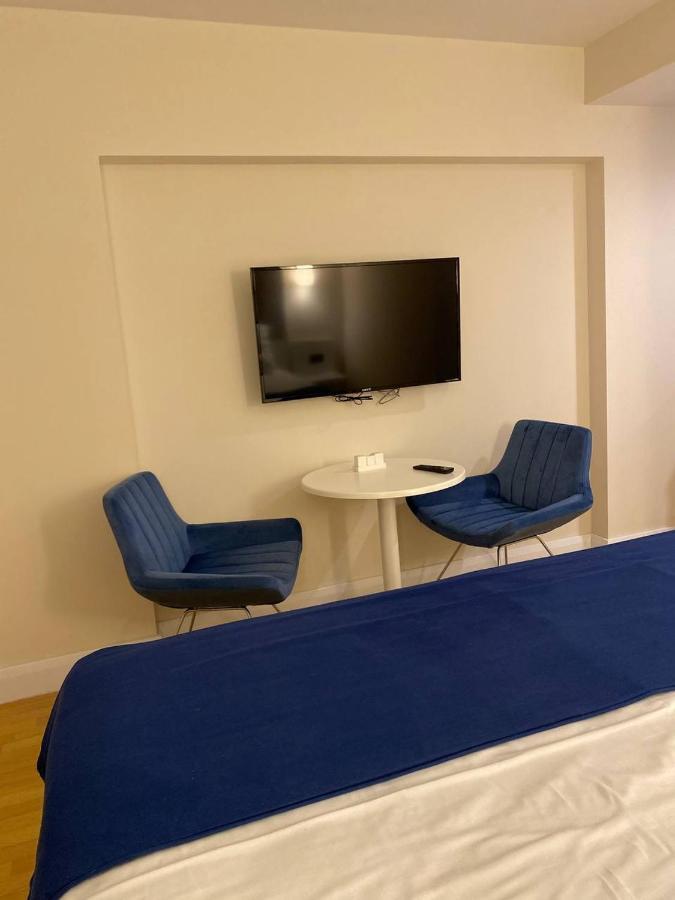Orbi City Luxury Studio Harbour And Sea View 巴统 外观 照片